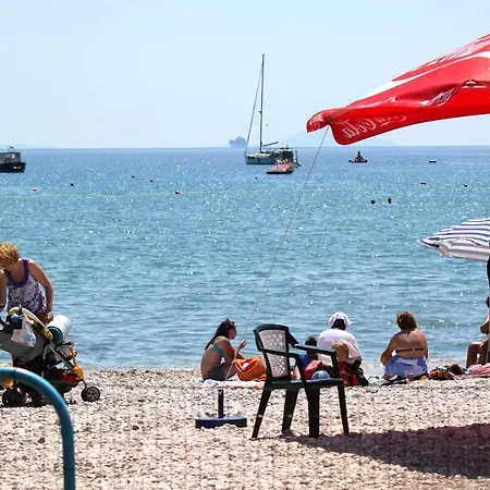 דירה With Parking Space Rabac, Labin - 7465 ראבץ
